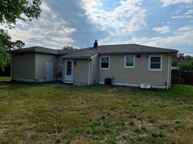 100 Larue Ave, Egg Harbor Township, NJ 08234 - photo 4