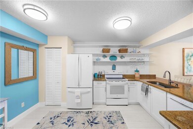 955 New Waterford Dr unit 104, Naples, FL 34104 - photo 5