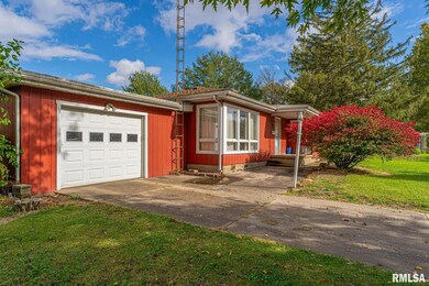 1522 Broadway St, Lincoln, IL 62656 - photo 3