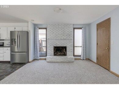 664 Valleywood Dr SE, Salem, OR 97306 - photo 6