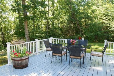 Quiet, peaceful al fresco dining