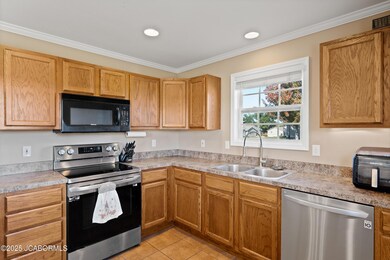 9472 Erika Ln, New Bloomfield, MO 65063 - photo 6