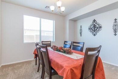 4) FORMAL DINING