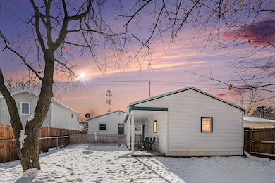 907 Tisdale Ave, Lansing, MI 48910 - photo 6