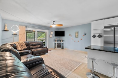 201 Pensacola Beach Rd unit D6, Gulf Breeze, FL 32561 - photo 5