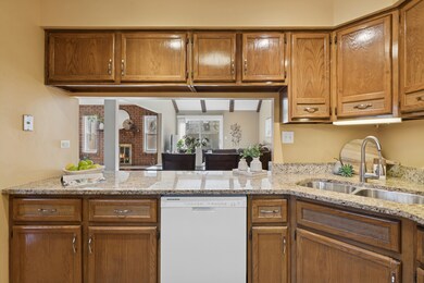 unlisted-address, Palatine, IL 60067 - photo 4