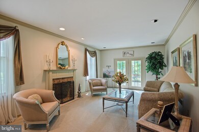 2 Wychwood Ln, Langhorne, PA 19047 - photo 5