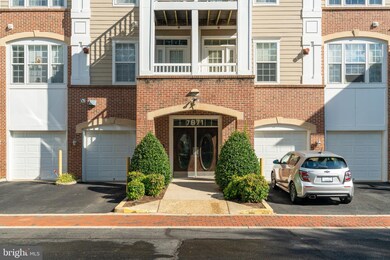 7871 Rolling Woods Ct unit 401, Springfield, VA 22152 - photo 2