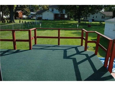 1567 Moll St, North Tonawanda, NY 14120 - photo 3