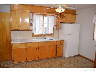 177 Homestead Dr, North Tonawanda, NY 14120 - photo 5