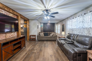 1105 Desota Dr, Dalton, GA 30720 - photo 5