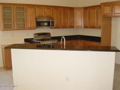 5276 E Jasmine Vista Ct, Tucson, AZ 85756 - photo 7