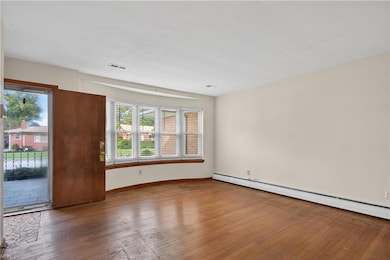 1209 Parkside Ave, Hampton, VA 23669 - photo 5