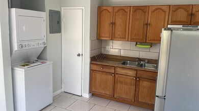 2014 N Tamarind Ave unit 2, West Palm Beach, FL 33407 - photo 3