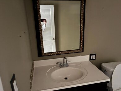 725 W Fremont St, Stockton, CA 95203 - photo 7