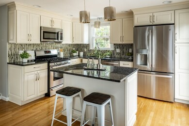 1 Roberts Rd, Billerica, MA 01821 - photo 2