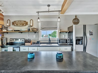 168 Mackin Rd, Linden, TN 37096 - photo 7