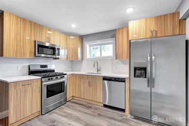 111 Cherry St unit A, Iselin, NJ 08830 - photo 2