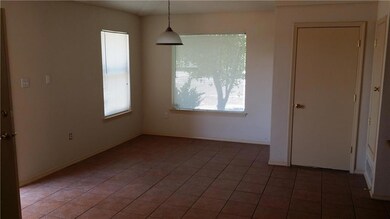 736 Desert Ash Dr, Horizon City, TX 79928 - photo 5