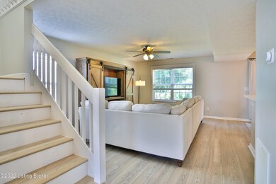 6934 Arbor Creek Dr unit 80, Louisville, KY 40228 - photo 6