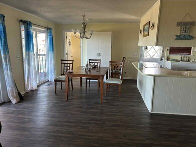 327 Canal St, Crawfordville, FL 32327 - photo 4