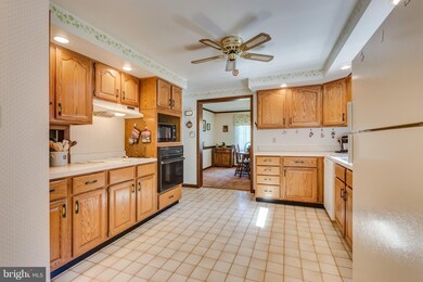 607 Fieldstone Dr, Bunker Hill, WV 25413 - photo 6