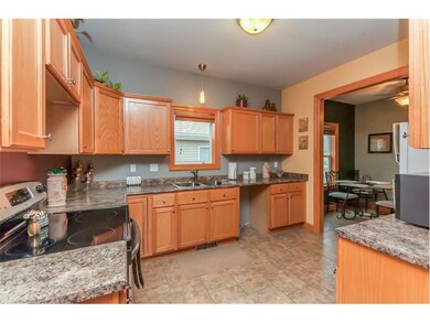 1001 H Ave NW, Cedar Rapids, IA 52405 - photo 6