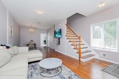 998 Arden Ave unit 1000, Staten Island, NY 10312 - photo 3