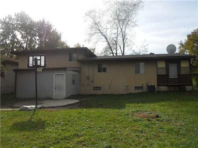 4026 Seigman Ave, Columbus, OH 43213 - photo 3