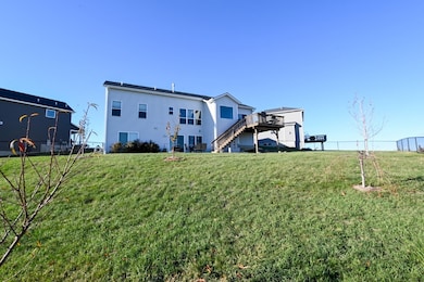 1807 Wycliffe Ct SW, Cedar Rapids, IA 52404 - photo 6