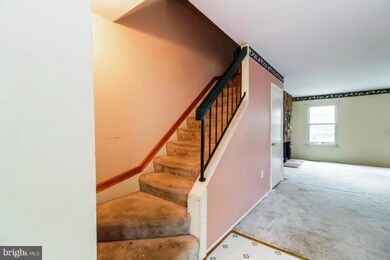 8437 Snowden Oaks Place, Laurel, MD 20708 - photo 5