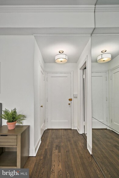 2032 Belmont Rd NW unit 328, Washington, DC 20009 - photo 3