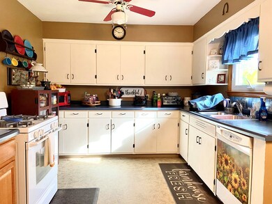 333 Buena Vista Ave, Ashland, OH 44805 - photo 3