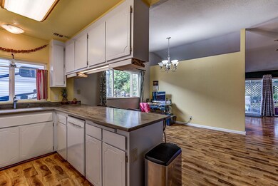 396TourmalineWay_005