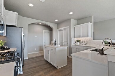 1547 NW Varnish Place unit 114, Redmond, OR 97756 - photo 4