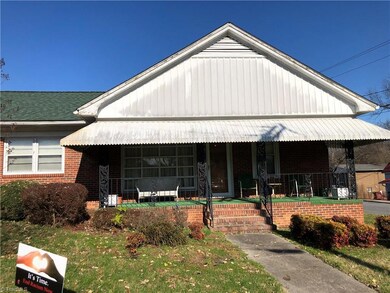 314 Holderby St, Reidsville, NC 27320 - photo 2