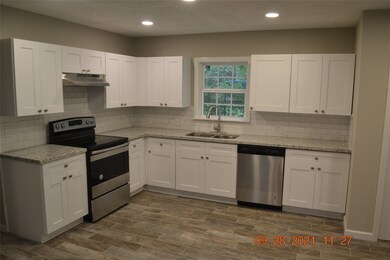 1008 Frances Dr, Rosenberg, TX 77471 - photo 5