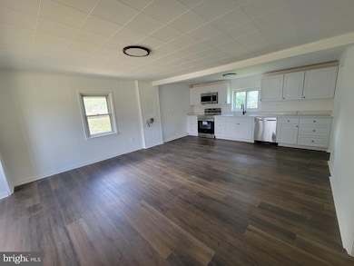 315 Emmert Rd, Hagerstown, MD 21740 - photo 4