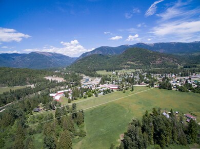 317 W 4th Ave, Clark Fork, ID 83811 - photo 4