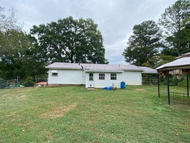 110 Dorsey St, Calhoun, GA 30701 - photo 4