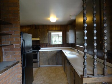 Living to Kitchen