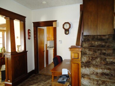 16 Maltby Ave, Kingston, PA 18704 - photo 4