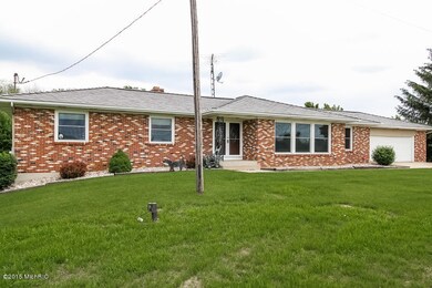 057-Front_View-1815744-small