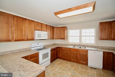 35140 Saba Place, Locust Grove, VA 22508 - photo 2