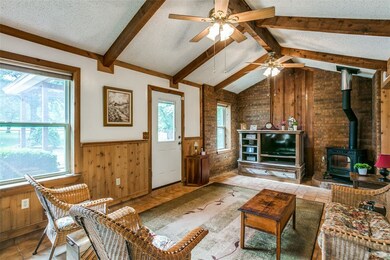 1125 County Road 4797, Springtown, TX 76082 - photo 7