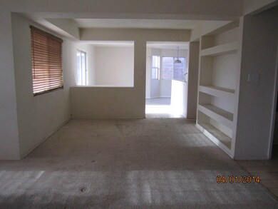 925 Hollow Park 04 01 14 019