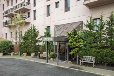 Ocean Club at Long Beach unit 7L, Long Beach, NY 11561 - photo 2