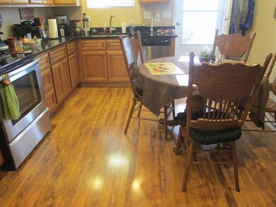 2112 E Myrtle Ave, Johnson City, TN 37601 - photo 5