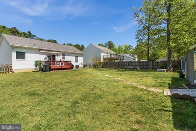 93 Greenway Dr, Colonial Beach, VA 22443 - photo 2