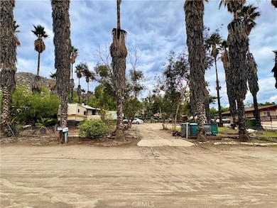 33510 Beverly Dr, Hemet, CA 92545 - photo 7